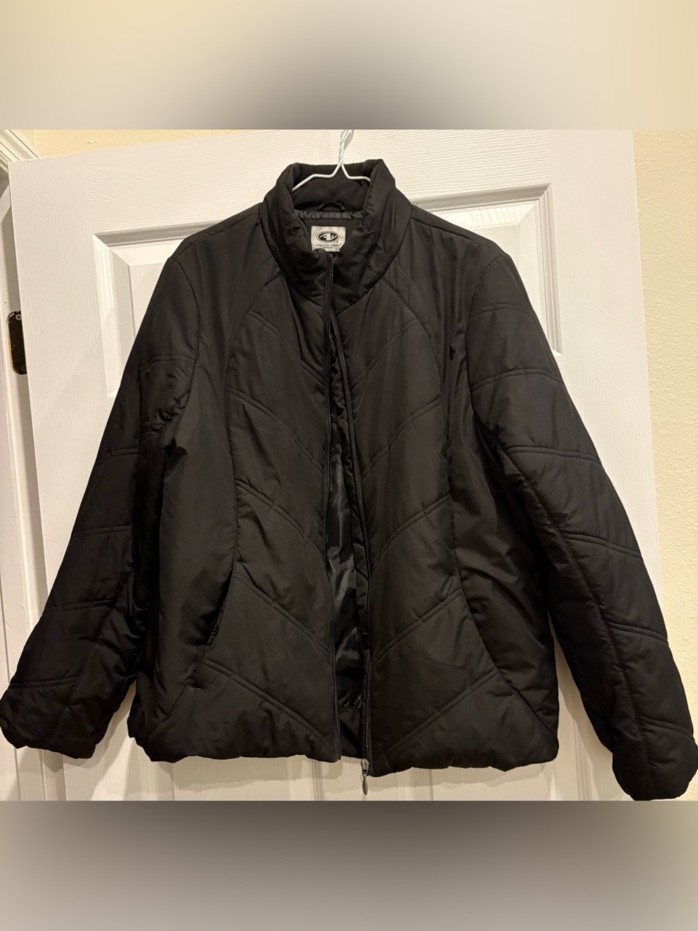 Athletic Works Black Quilted Puffer Jacket 1X women’s